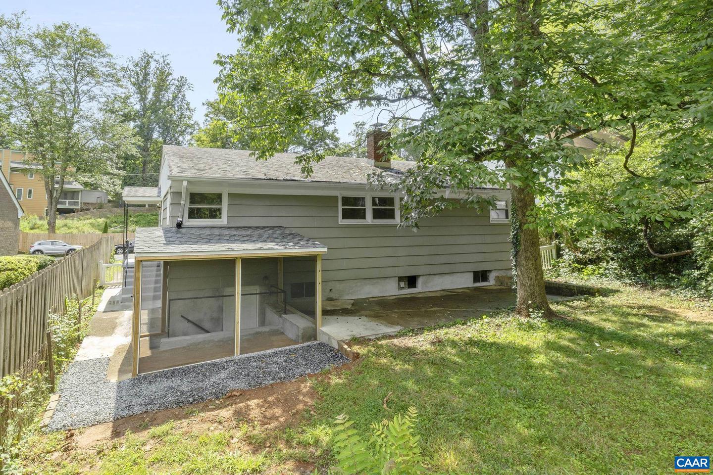 2552 WOODLAND DR, CHARLOTTESVILLE, Virginia 22903, 3 Bedrooms Bedrooms, ,1 BathroomBathrooms,Residential,For sale,2552 WOODLAND DR,667285 MLS # 667285