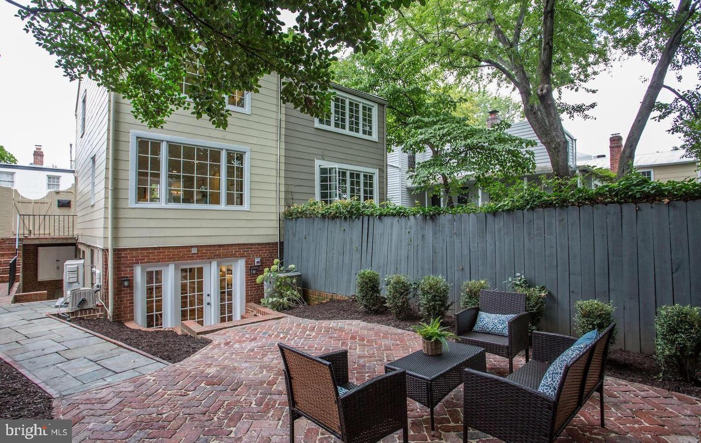 3424 RESERVOIR RD NW, WASHINGTON, District Of Columbia 20007, 2 Bedrooms Bedrooms, ,1 BathroomBathrooms,Residential,For sale,3424 RESERVOIR RD NW,DCDC2212522 MLS # DCDC2212522