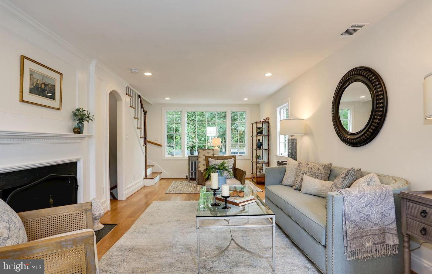 3424 RESERVOIR RD NW, WASHINGTON, District Of Columbia 20007, 2 Bedrooms Bedrooms, ,1 BathroomBathrooms,Residential,For sale,3424 RESERVOIR RD NW,DCDC2212522 MLS # DCDC2212522