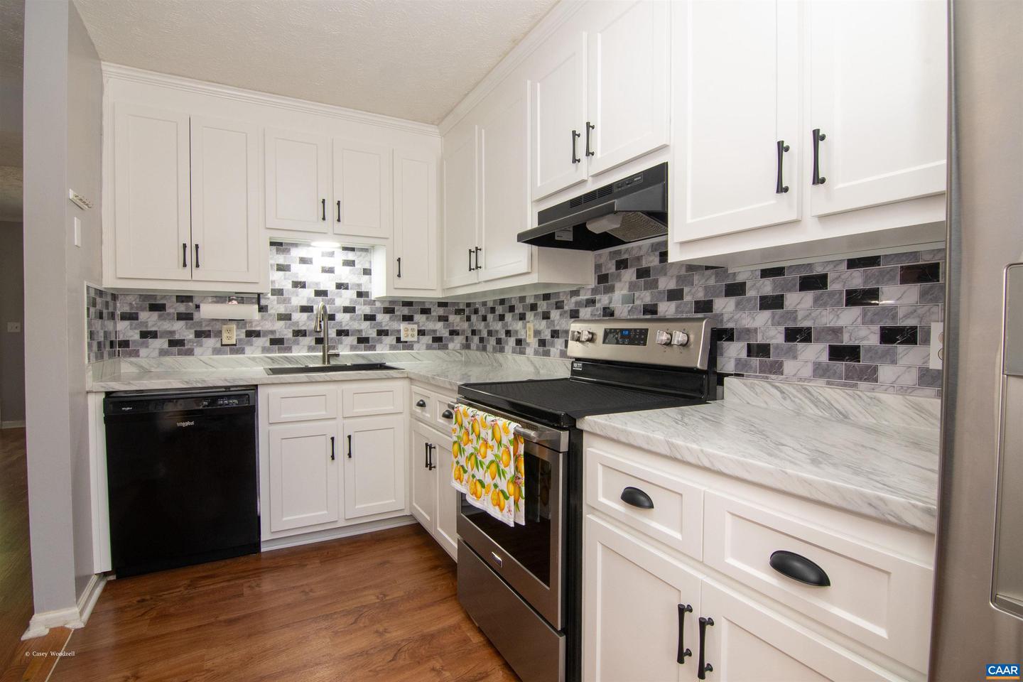 700 RIFE RD #11 D, WAYNESBORO, Virginia 22980, 2 Bedrooms Bedrooms, ,1 BathroomBathrooms,Residential,For sale,700 RIFE RD #11 D,667226 MLS # 667226