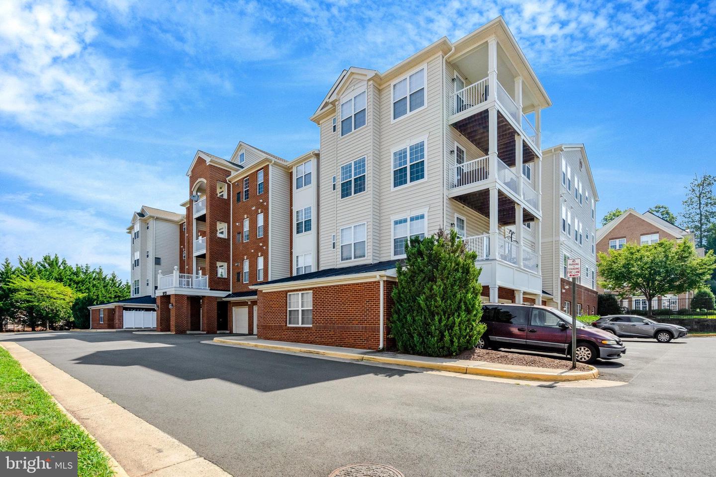 9713 HANDERSON PL #104, MANASSAS PARK, Virginia 20111, 2 Bedrooms Bedrooms, ,2 BathroomsBathrooms,Residential,For sale,9713 HANDERSON PL #104,VAMP2003194 MLS # VAMP2003194