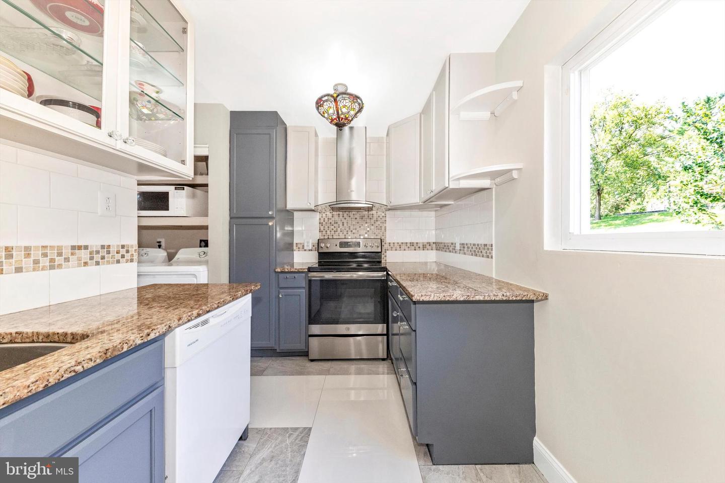 761 CORDELL WAY, HERNDON, Virginia 20170, 3 Bedrooms Bedrooms, ,2 BathroomsBathrooms,Residential,For sale,761 CORDELL WAY,VAFX2258208 MLS # VAFX2258208