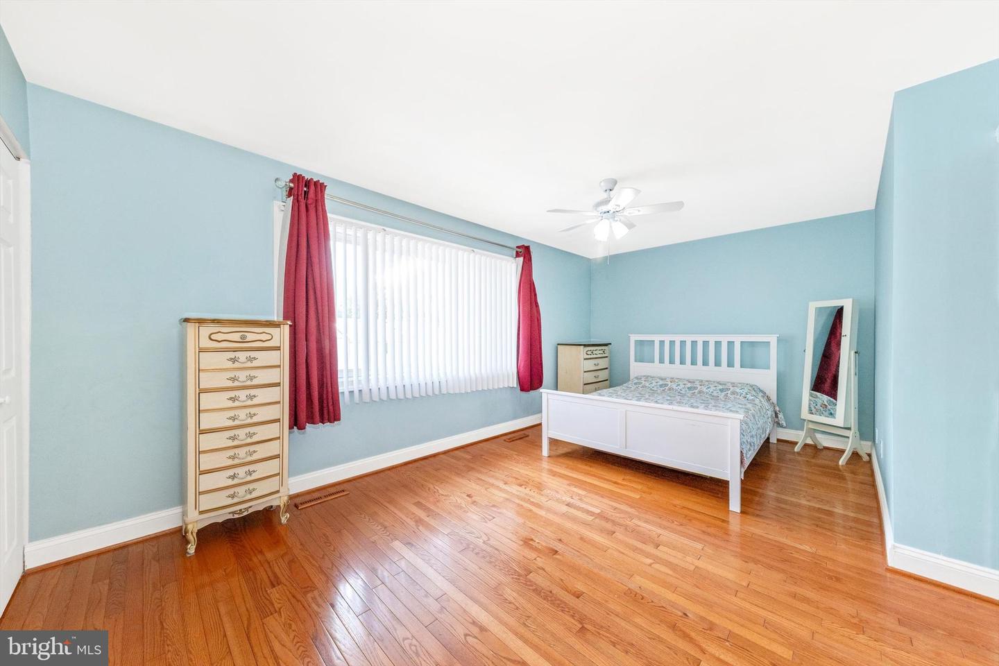 761 CORDELL WAY, HERNDON, Virginia 20170, 3 Bedrooms Bedrooms, ,2 BathroomsBathrooms,Residential,For sale,761 CORDELL WAY,VAFX2258208 MLS # VAFX2258208