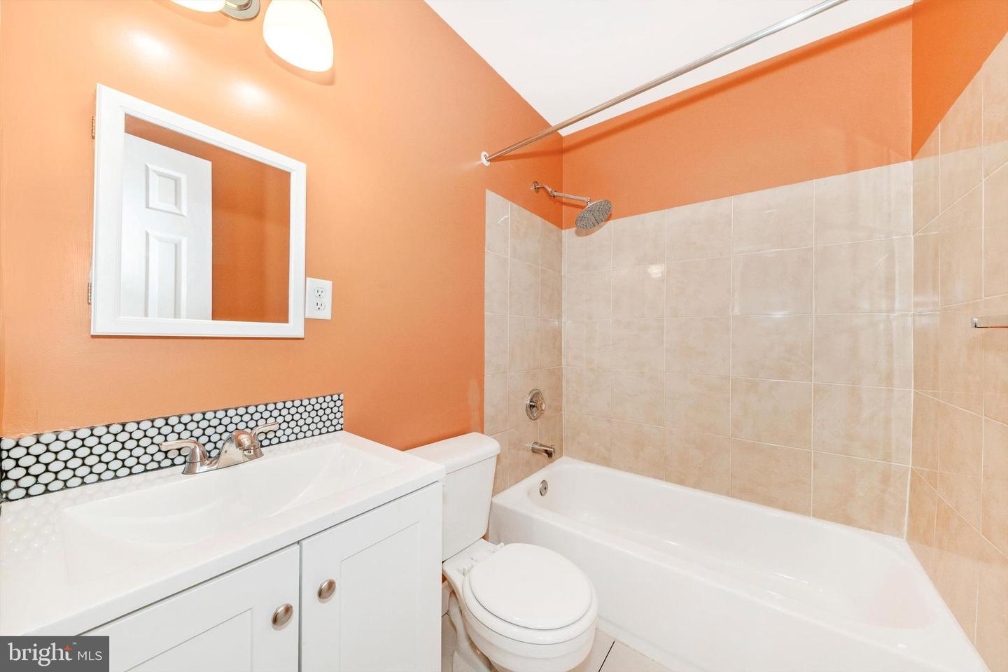 761 CORDELL WAY, HERNDON, Virginia 20170, 3 Bedrooms Bedrooms, ,2 BathroomsBathrooms,Residential,For sale,761 CORDELL WAY,VAFX2258208 MLS # VAFX2258208