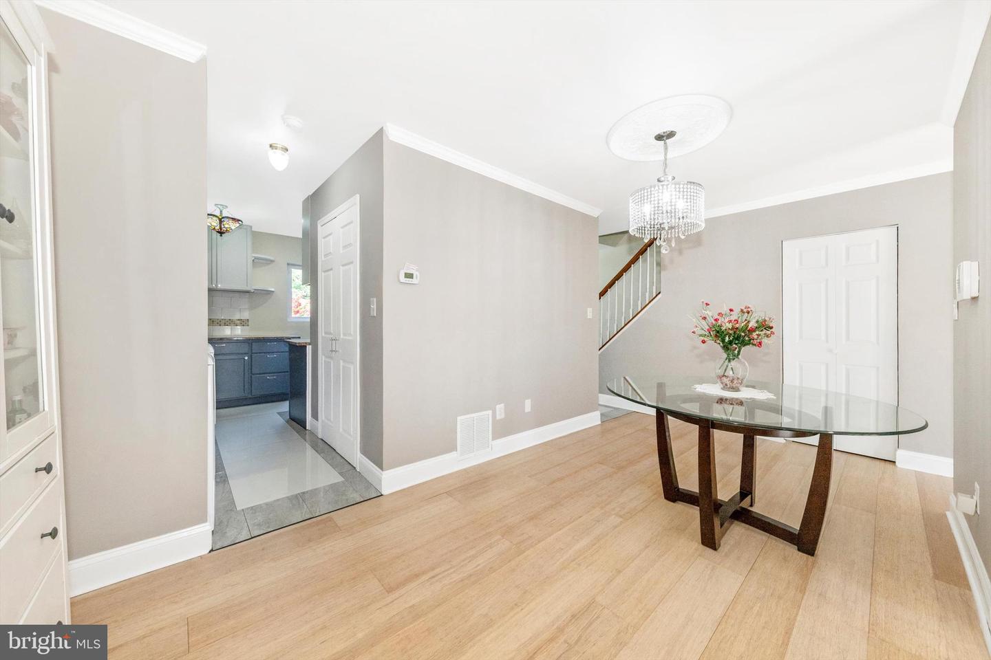 761 CORDELL WAY, HERNDON, Virginia 20170, 3 Bedrooms Bedrooms, ,2 BathroomsBathrooms,Residential,For sale,761 CORDELL WAY,VAFX2258208 MLS # VAFX2258208