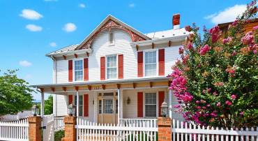 123 E MAIN ST, LURAY, Virginia 22835, 4 Bedrooms Bedrooms, ,2 BathroomsBathrooms,Residential,For sale,123 E MAIN ST,VAPA2005206 MLS # VAPA2005206