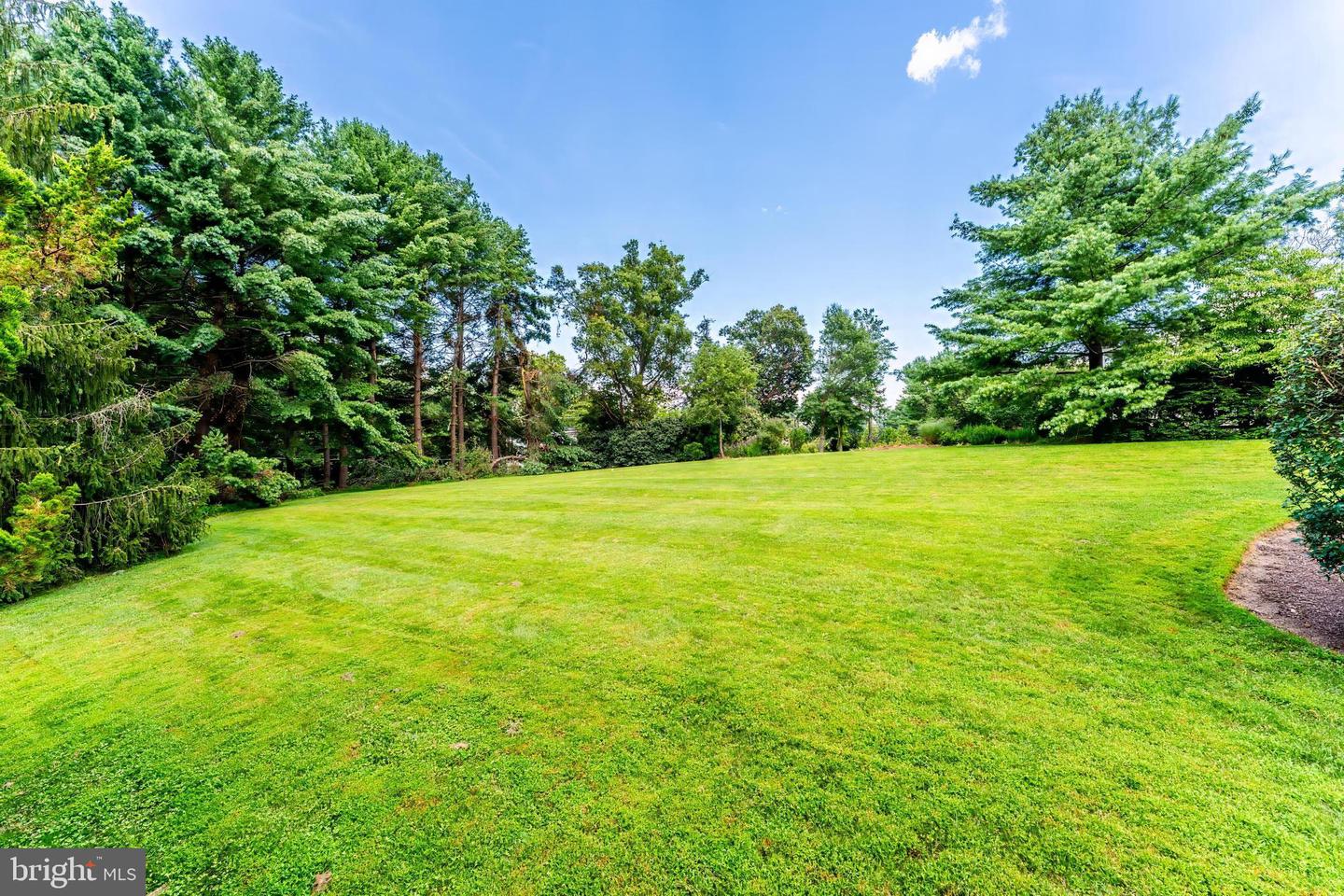 10114 NEDRA DR, GREAT FALLS, Virginia 22066, 5 Bedrooms Bedrooms, ,4 BathroomsBathrooms,Residential,For sale,10114 NEDRA DR,VAFX2258550 MLS # VAFX2258550