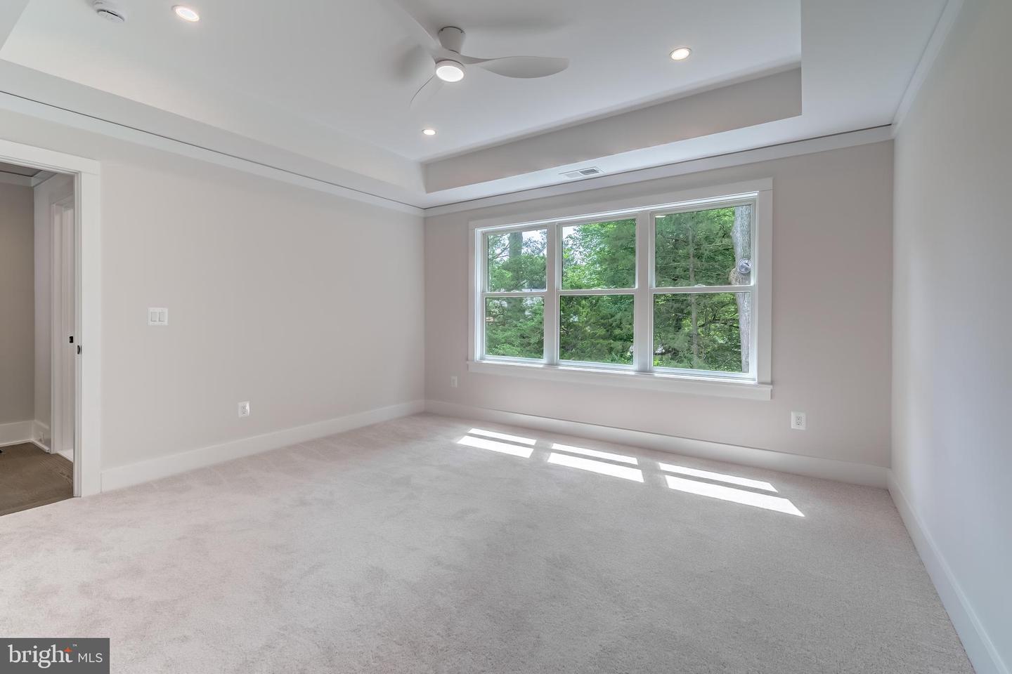 506 KINGSLEY RD, VIENNA, Virginia 22180, 6 Bedrooms Bedrooms, ,6 BathroomsBathrooms,Residential,For sale,506 KINGSLEY RD,VAFX2258570 MLS # VAFX2258570