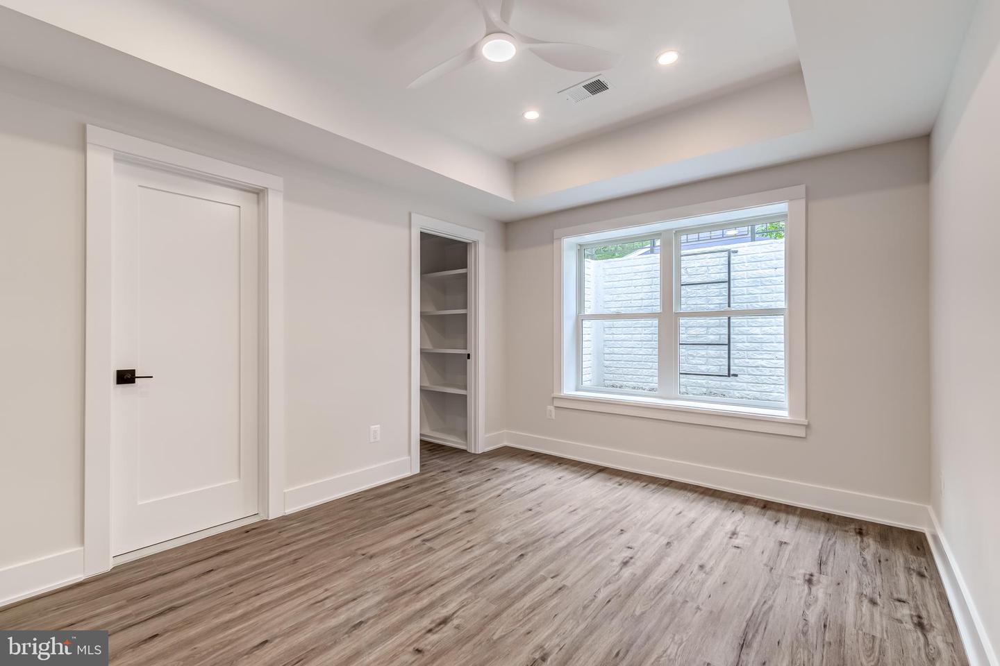 506 KINGSLEY RD, VIENNA, Virginia 22180, 6 Bedrooms Bedrooms, ,6 BathroomsBathrooms,Residential,For sale,506 KINGSLEY RD,VAFX2258570 MLS # VAFX2258570