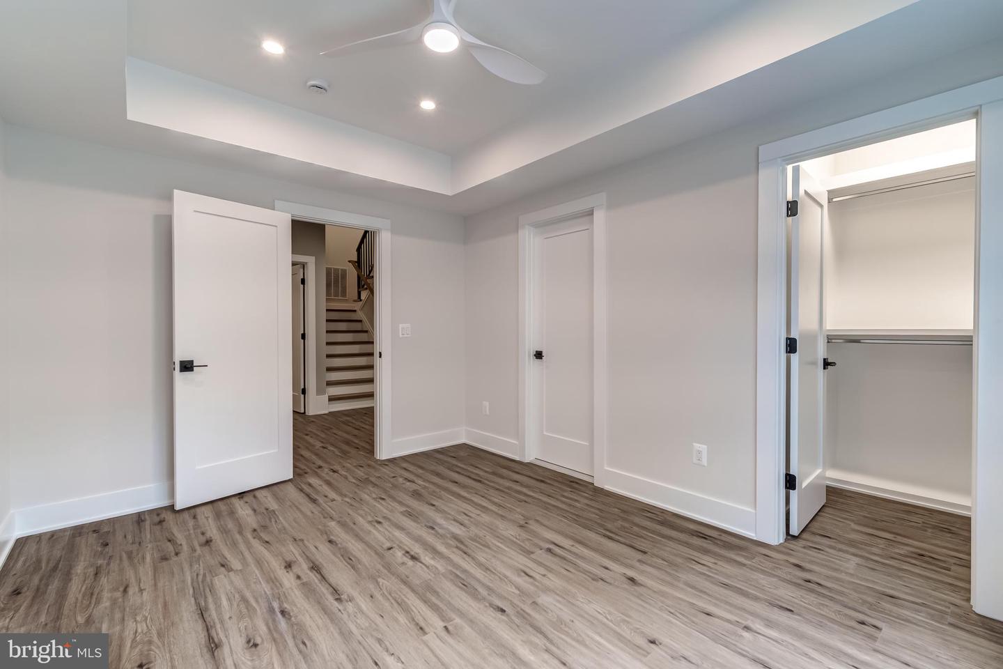 506 KINGSLEY RD, VIENNA, Virginia 22180, 6 Bedrooms Bedrooms, ,6 BathroomsBathrooms,Residential,For sale,506 KINGSLEY RD,VAFX2258570 MLS # VAFX2258570