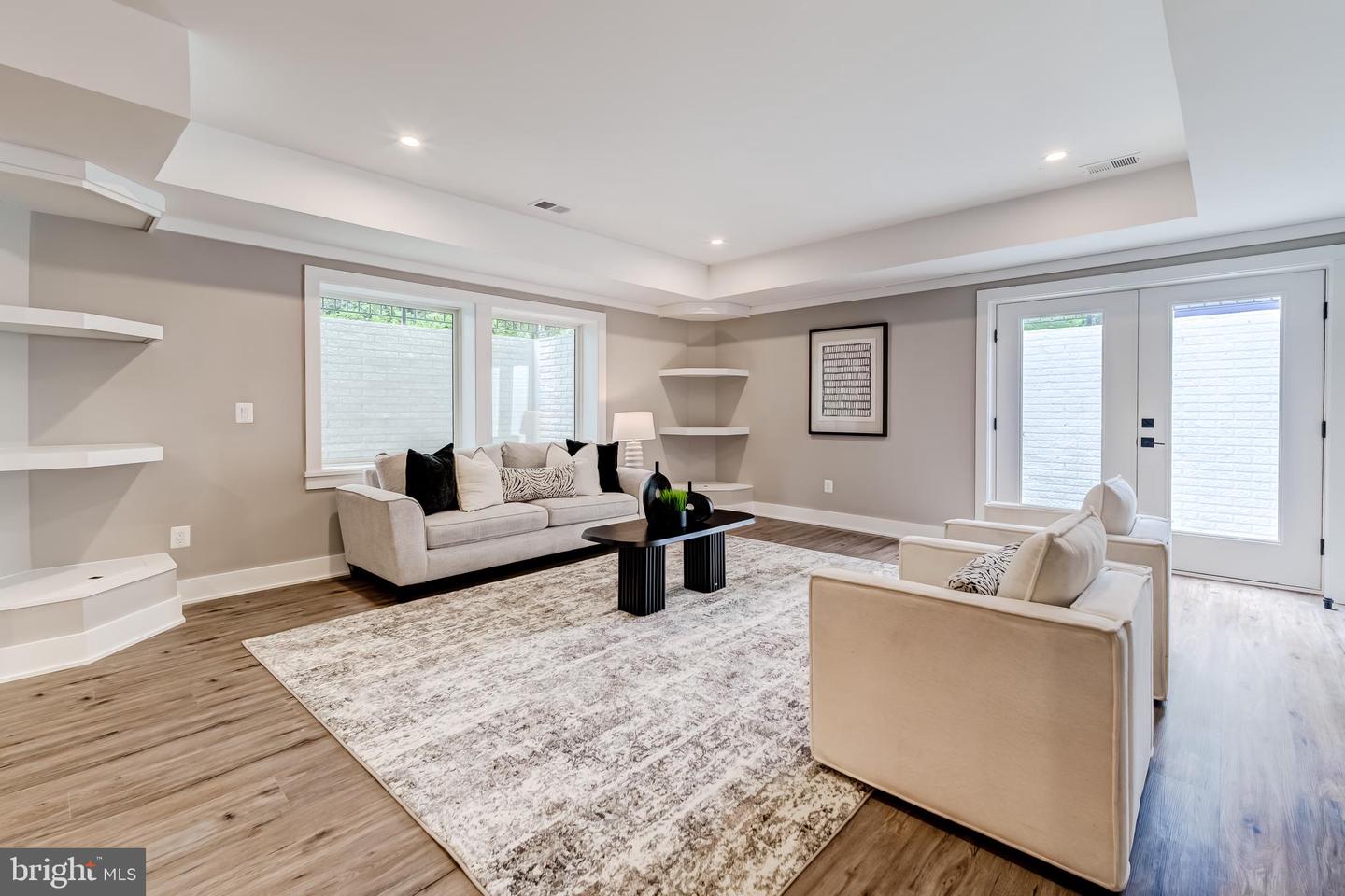 506 KINGSLEY RD, VIENNA, Virginia 22180, 6 Bedrooms Bedrooms, ,6 BathroomsBathrooms,Residential,For sale,506 KINGSLEY RD,VAFX2258570 MLS # VAFX2258570