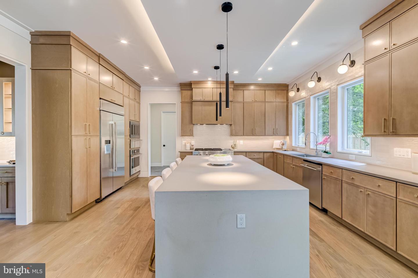 506 KINGSLEY RD, VIENNA, Virginia 22180, 6 Bedrooms Bedrooms, ,6 BathroomsBathrooms,Residential,For sale,506 KINGSLEY RD,VAFX2258570 MLS # VAFX2258570