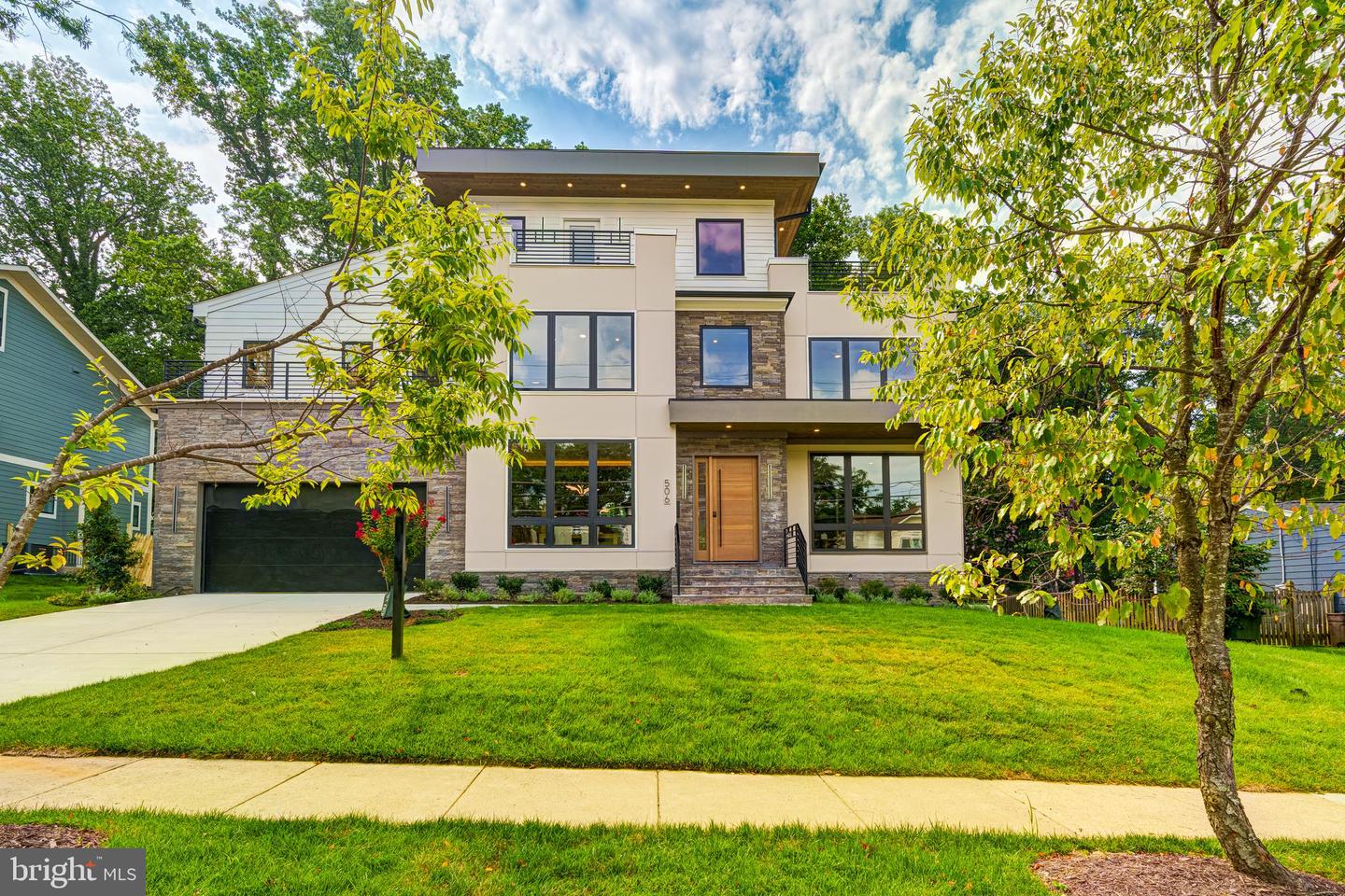 506 KINGSLEY RD, VIENNA, Virginia 22180, 6 Bedrooms Bedrooms, ,6 BathroomsBathrooms,Residential,For sale,506 KINGSLEY RD,VAFX2258570 MLS # VAFX2258570
