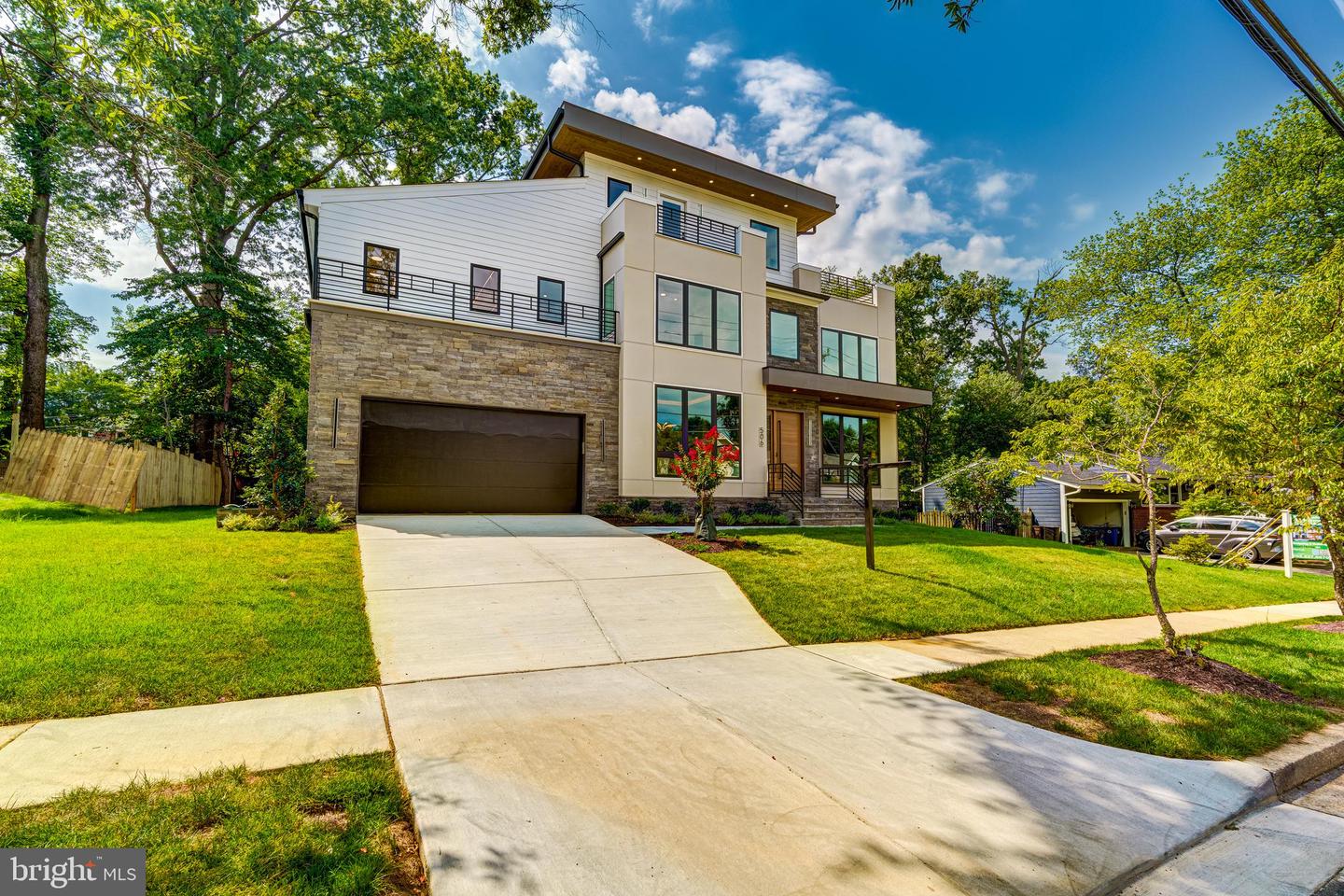 506 KINGSLEY RD, VIENNA, Virginia 22180, 6 Bedrooms Bedrooms, ,6 BathroomsBathrooms,Residential,For sale,506 KINGSLEY RD,VAFX2258570 MLS # VAFX2258570