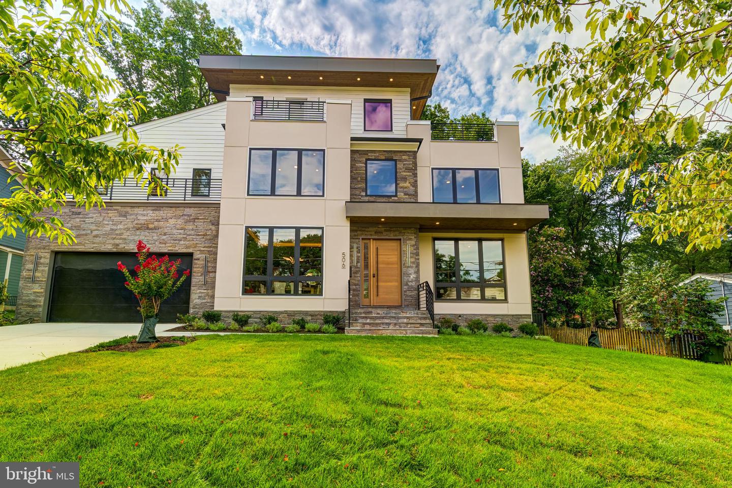 506 KINGSLEY RD, VIENNA, Virginia 22180, 6 Bedrooms Bedrooms, ,6 BathroomsBathrooms,Residential,For sale,506 KINGSLEY RD,VAFX2258570 MLS # VAFX2258570