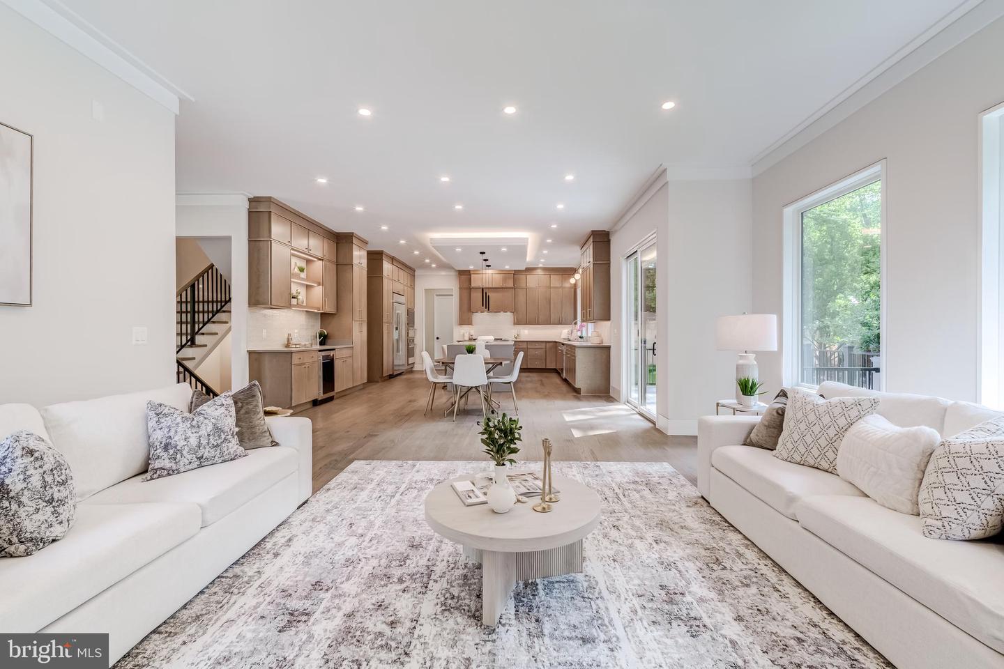 506 KINGSLEY RD, VIENNA, Virginia 22180, 6 Bedrooms Bedrooms, ,6 BathroomsBathrooms,Residential,For sale,506 KINGSLEY RD,VAFX2258570 MLS # VAFX2258570