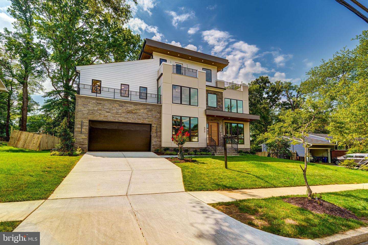 506 KINGSLEY RD, VIENNA, Virginia 22180, 6 Bedrooms Bedrooms, ,6 BathroomsBathrooms,Residential,For sale,506 KINGSLEY RD,VAFX2258570 MLS # VAFX2258570