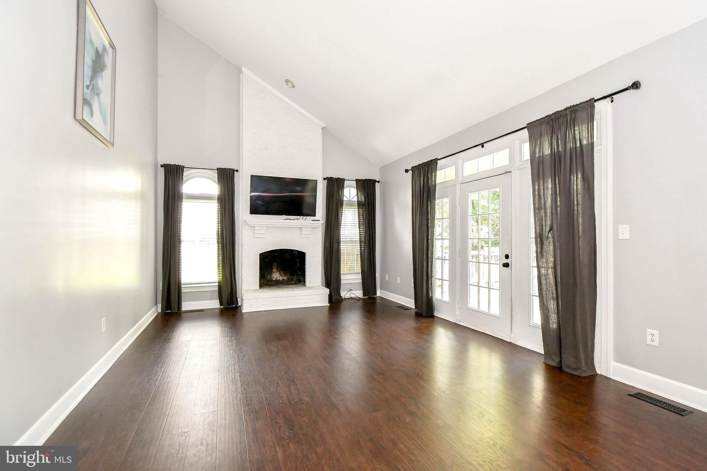 8003 COMERFORD DR, FAIRFAX STATION, Virginia 22039, 4 Bedrooms Bedrooms, ,3 BathroomsBathrooms,Residential,For sale,8003 COMERFORD DR,VAFX2258610 MLS # VAFX2258610