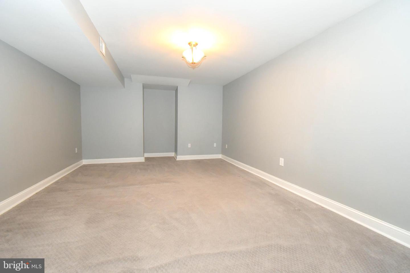 8003 COMERFORD DR, FAIRFAX STATION, Virginia 22039, 4 Bedrooms Bedrooms, ,3 BathroomsBathrooms,Residential,For sale,8003 COMERFORD DR,VAFX2258610 MLS # VAFX2258610