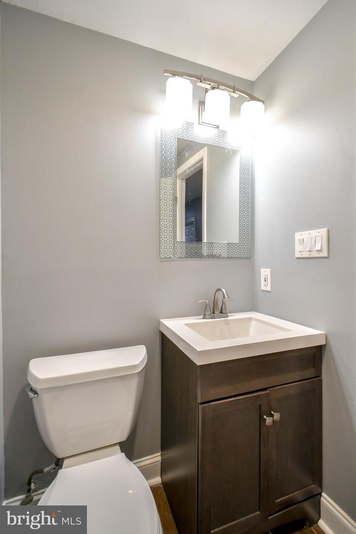 8003 COMERFORD DR, FAIRFAX STATION, Virginia 22039, 4 Bedrooms Bedrooms, ,3 BathroomsBathrooms,Residential,For sale,8003 COMERFORD DR,VAFX2258610 MLS # VAFX2258610