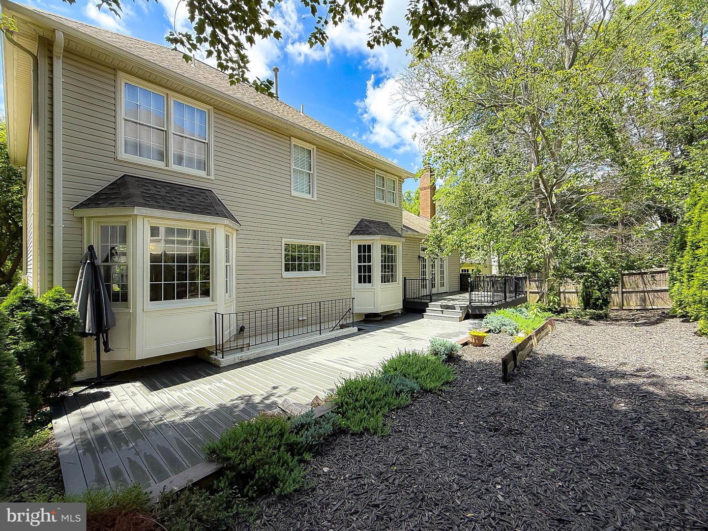 8003 COMERFORD DR, FAIRFAX STATION, Virginia 22039, 4 Bedrooms Bedrooms, ,3 BathroomsBathrooms,Residential,For sale,8003 COMERFORD DR,VAFX2258610 MLS # VAFX2258610