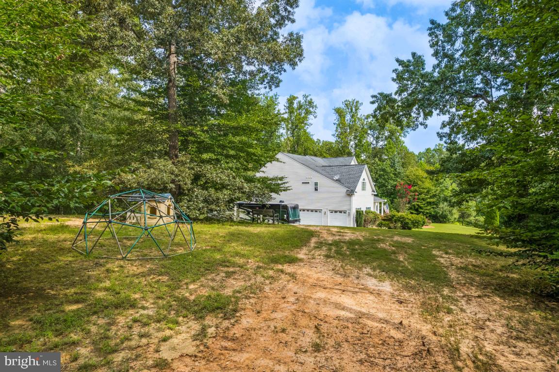 37 SERENE HILLS DR, FREDERICKSBURG, Virginia 22406, 5 Bedrooms Bedrooms, 9 Rooms Rooms,4 BathroomsBathrooms,Residential,For sale,37 SERENE HILLS DR,VAST2041336 MLS # VAST2041336