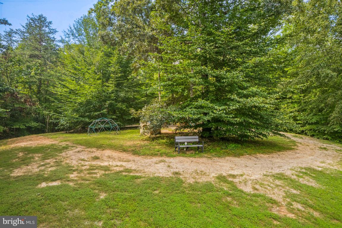 37 SERENE HILLS DR, FREDERICKSBURG, Virginia 22406, 5 Bedrooms Bedrooms, 9 Rooms Rooms,4 BathroomsBathrooms,Residential,For sale,37 SERENE HILLS DR,VAST2041336 MLS # VAST2041336