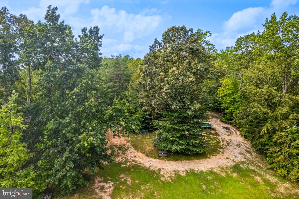 37 SERENE HILLS DR, FREDERICKSBURG, Virginia 22406, 5 Bedrooms Bedrooms, 9 Rooms Rooms,4 BathroomsBathrooms,Residential,For sale,37 SERENE HILLS DR,VAST2041336 MLS # VAST2041336