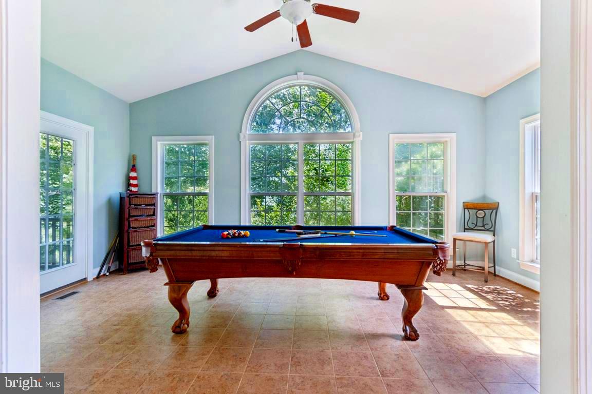 37 SERENE DR, FREDERICKSBURG, Virginia 22406, 5 Bedrooms Bedrooms, 9 Rooms Rooms,4 BathroomsBathrooms,Residential,For sale,37 SERENE DR,VAST2041336 MLS # VAST2041336
