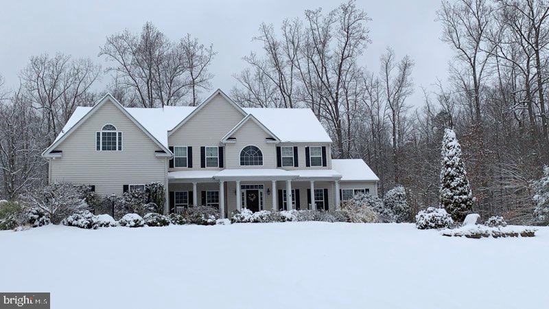 37 SERENE HILLS DR, FREDERICKSBURG, Virginia 22406, 5 Bedrooms Bedrooms, 9 Rooms Rooms,4 BathroomsBathrooms,Residential,For sale,37 SERENE HILLS DR,VAST2041336 MLS # VAST2041336