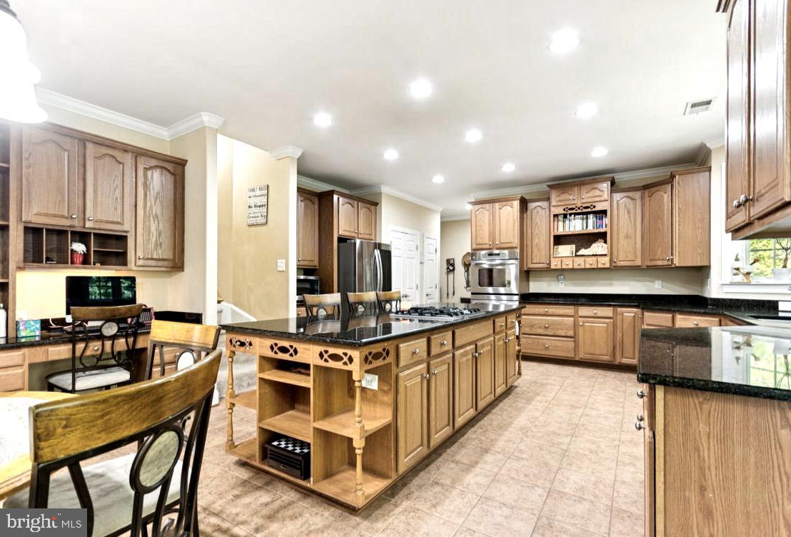 37 SERENE DR, FREDERICKSBURG, Virginia 22406, 5 Bedrooms Bedrooms, 9 Rooms Rooms,4 BathroomsBathrooms,Residential,For sale,37 SERENE DR,VAST2041336 MLS # VAST2041336