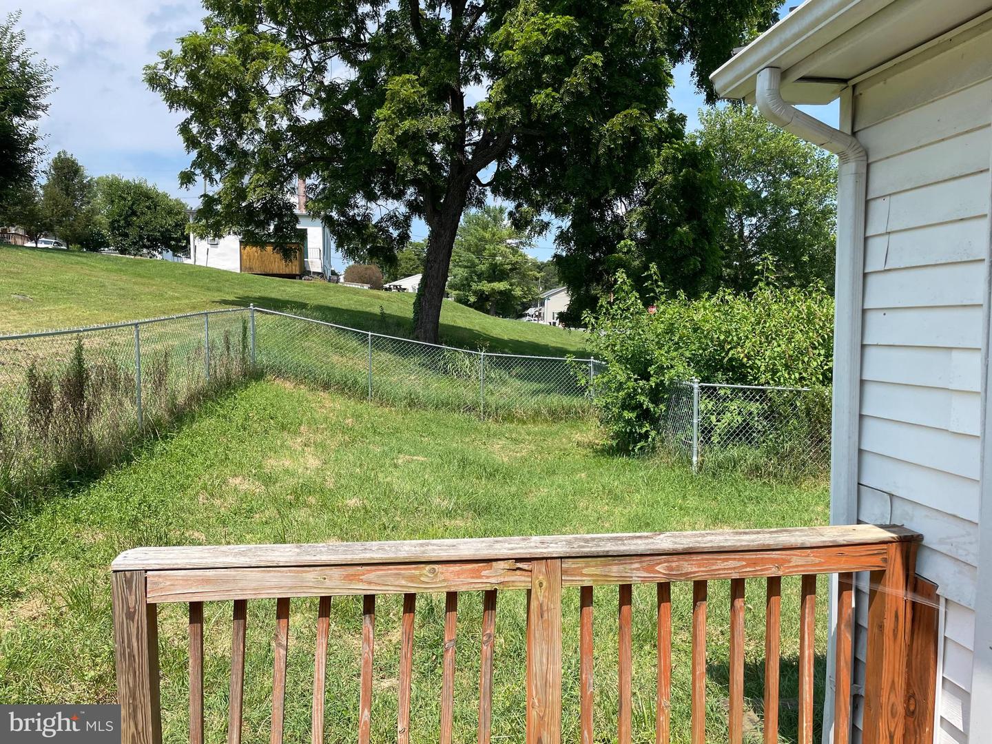 604 W KING ST, STRASBURG, Virginia 22657, 2 Bedrooms Bedrooms, ,1 BathroomBathrooms,Residential,For sale,604 W KING ST,VASH2012132 MLS # VASH2012132