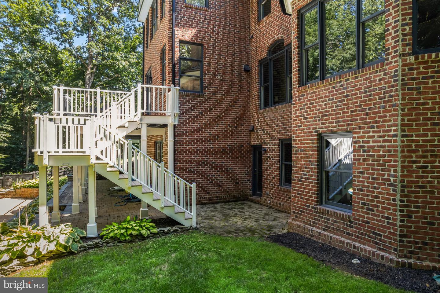 40558 BLACK GOLD PL, LEESBURG, Virginia 20176, 5 Bedrooms Bedrooms, ,5 BathroomsBathrooms,Residential,For sale,40558 BLACK GOLD PL,VALO2103608 MLS # VALO2103608