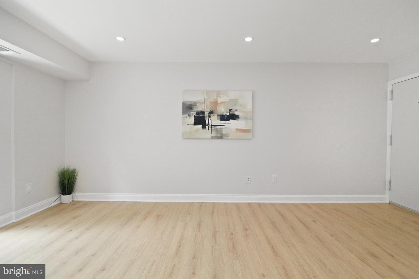 7971 AUDUBON AVE #202, ALEXANDRIA, Virginia 22306, 2 Bedrooms Bedrooms, 4 Rooms Rooms,2 BathroomsBathrooms,Residential,For sale,7971 AUDUBON AVE #202,VAFX2258714 MLS # VAFX2258714