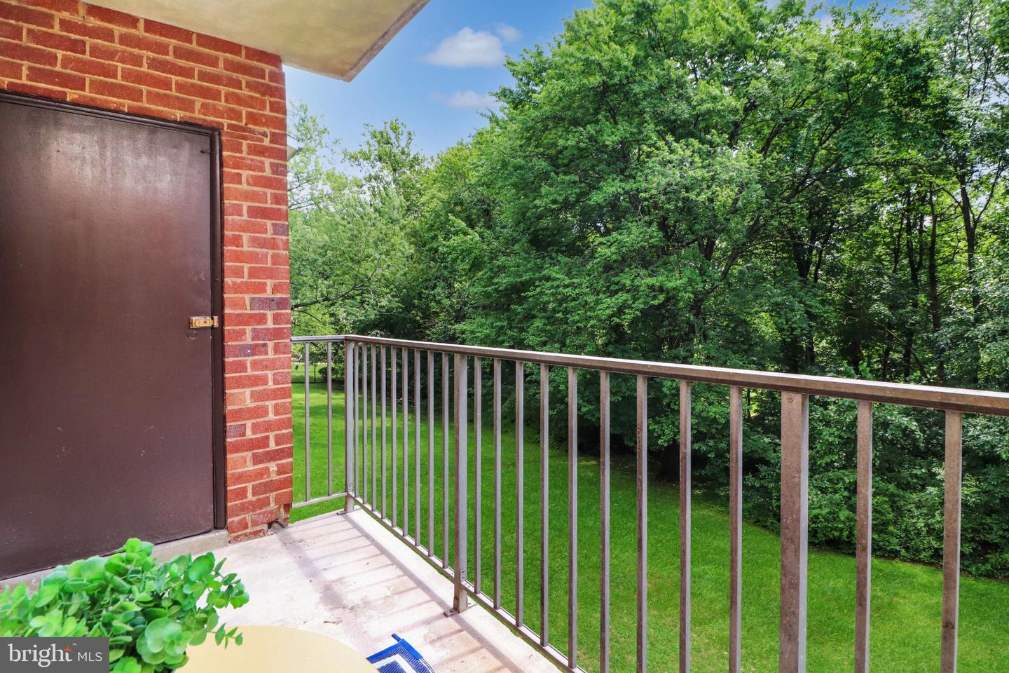 7971 AUDUBON AVE #202, ALEXANDRIA, Virginia 22306, 2 Bedrooms Bedrooms, 4 Rooms Rooms,2 BathroomsBathrooms,Residential,For sale,7971 AUDUBON AVE #202,VAFX2258714 MLS # VAFX2258714