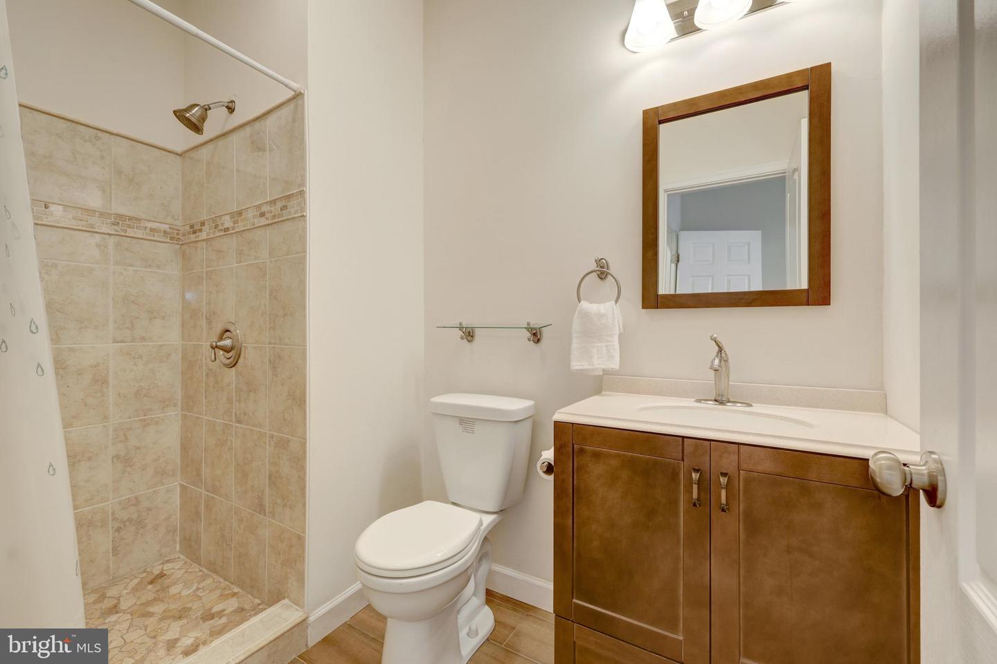 41900 DIAMONDLEAF TER, ALDIE, Virginia 20105, 3 Bedrooms Bedrooms, ,3 BathroomsBathrooms,Residential,For sale,41900 DIAMONDLEAF TER,VALO2103620 MLS # VALO2103620