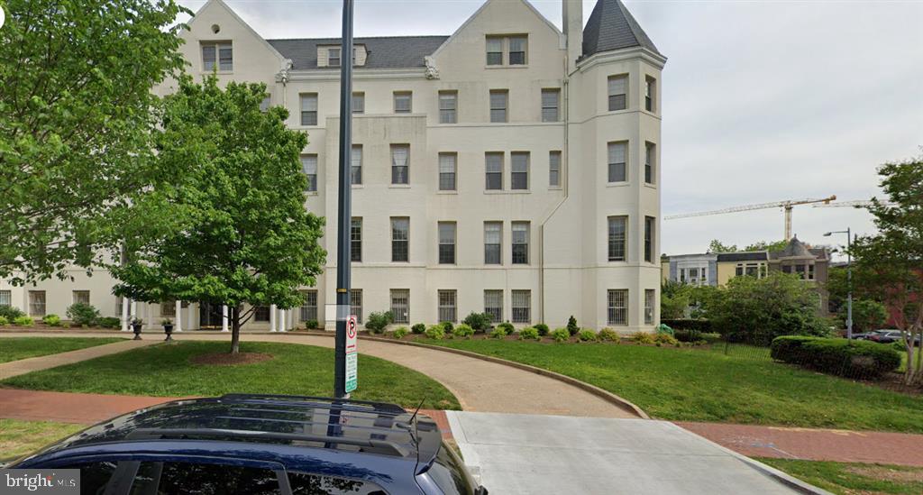 101 NORTH CAROLINA AVE SE #301, WASHINGTON, District Of Columbia 20003, 1 Bedroom Bedrooms, ,1 BathroomBathrooms,Residential,For sale,101 NORTH CAROLINA AVE SE #301,DCDC2213146 MLS # DCDC2213146