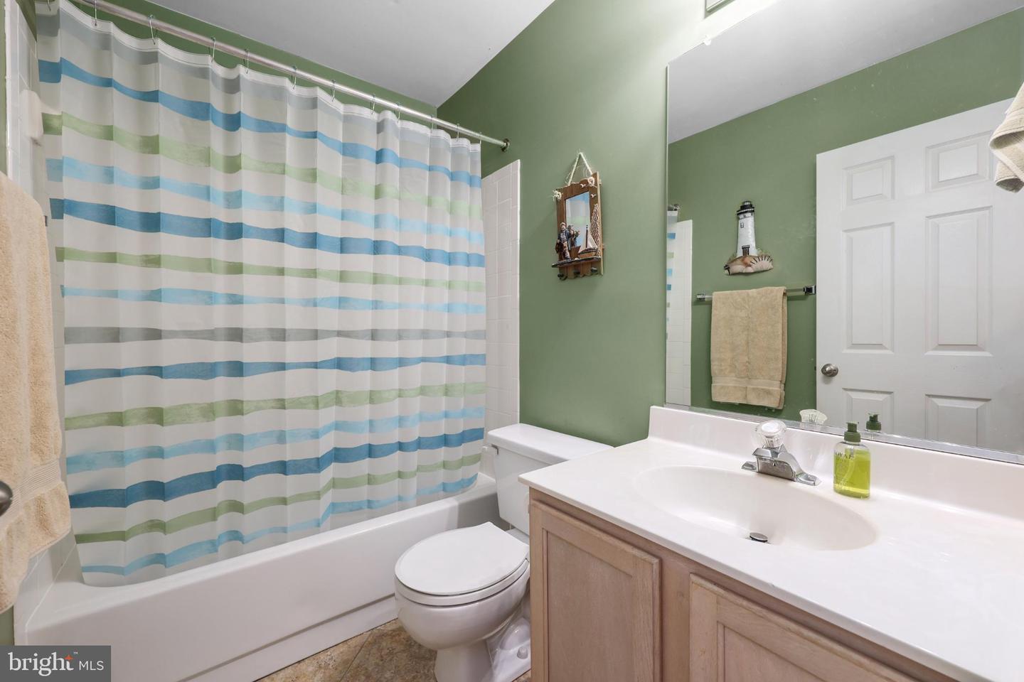 9301 VERIDAN DR, MANASSAS, Virginia 20110, 3 Bedrooms Bedrooms, 9 Rooms Rooms,2 BathroomsBathrooms,Residential,For sale,9301 VERIDAN DR,VAMN2009118 MLS # VAMN2009118
