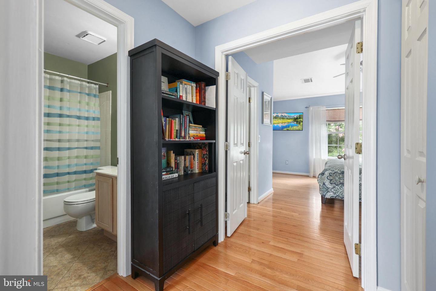9301 VERIDAN DR, MANASSAS, Virginia 20110, 3 Bedrooms Bedrooms, 9 Rooms Rooms,2 BathroomsBathrooms,Residential,For sale,9301 VERIDAN DR,VAMN2009118 MLS # VAMN2009118