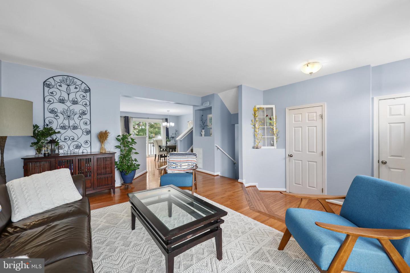 9301 VERIDAN DR, MANASSAS, Virginia 20110, 3 Bedrooms Bedrooms, 9 Rooms Rooms,2 BathroomsBathrooms,Residential,For sale,9301 VERIDAN DR,VAMN2009118 MLS # VAMN2009118