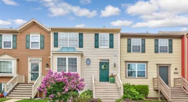 9301 VERIDAN DR, MANASSAS, Virginia 20110, 3 Bedrooms Bedrooms, 9 Rooms Rooms,2 BathroomsBathrooms,Residential,For sale,9301 VERIDAN DR,VAMN2009118 MLS # VAMN2009118