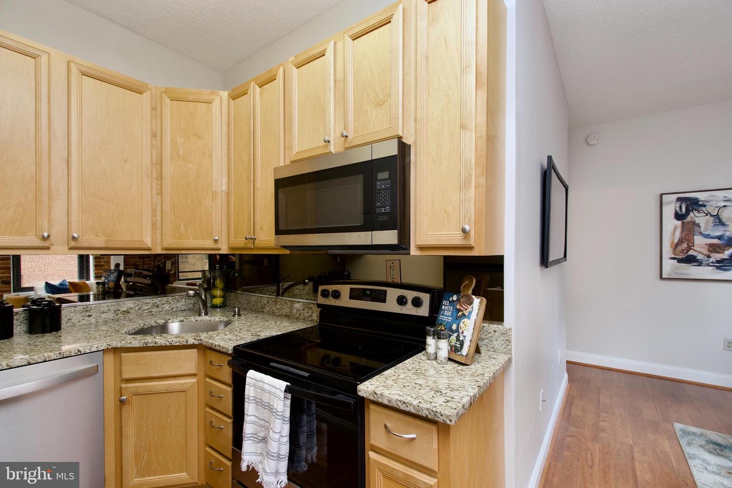 1615 Q ST NW #414, WASHINGTON, District Of Columbia 20009, 1 Bedroom Bedrooms, 2 Rooms Rooms,1 BathroomBathrooms,Residential,For sale,1615 Q ST NW #414,DCDC2213168 MLS # DCDC2213168