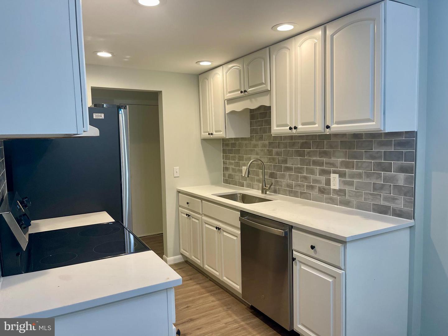 2233 CASTLE ROCK SQ #2B, RESTON, Virginia 20191, 2 Bedrooms Bedrooms, 4 Rooms Rooms,2 BathroomsBathrooms,Residential,For sale,2233 CASTLE ROCK SQ #2B,VAFX2258826 MLS # VAFX2258826
