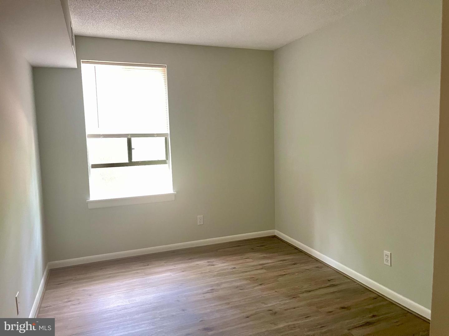 2233 CASTLE ROCK SQ #2B, RESTON, Virginia 20191, 2 Bedrooms Bedrooms, 4 Rooms Rooms,2 BathroomsBathrooms,Residential,For sale,2233 CASTLE ROCK SQ #2B,VAFX2258826 MLS # VAFX2258826