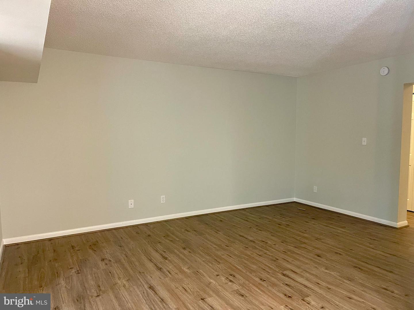 2233 CASTLE ROCK SQ #2B, RESTON, Virginia 20191, 2 Bedrooms Bedrooms, 4 Rooms Rooms,2 BathroomsBathrooms,Residential,For sale,2233 CASTLE ROCK SQ #2B,VAFX2258826 MLS # VAFX2258826