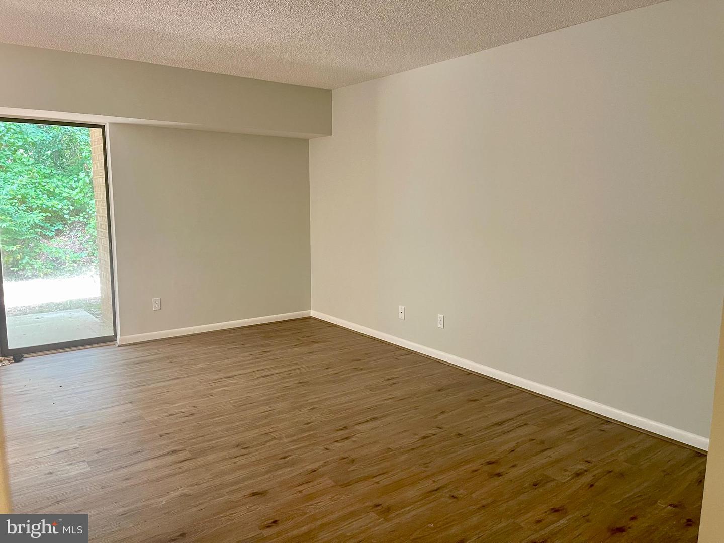 2233 CASTLE ROCK SQ #2B, RESTON, Virginia 20191, 2 Bedrooms Bedrooms, 4 Rooms Rooms,2 BathroomsBathrooms,Residential,For sale,2233 CASTLE ROCK SQ #2B,VAFX2258826 MLS # VAFX2258826