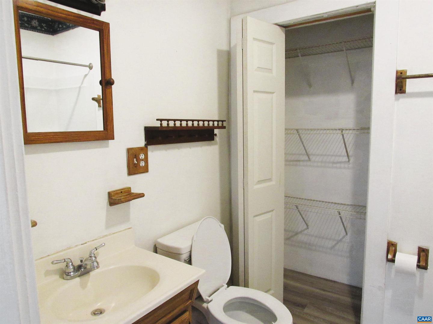 1358 S COOLWELL RD, MADISON HEIGHTS, Virginia 24572, 2 Bedrooms Bedrooms, ,1 BathroomBathrooms,Residential,For sale,1358 S COOLWELL RD,667353 MLS # 667353