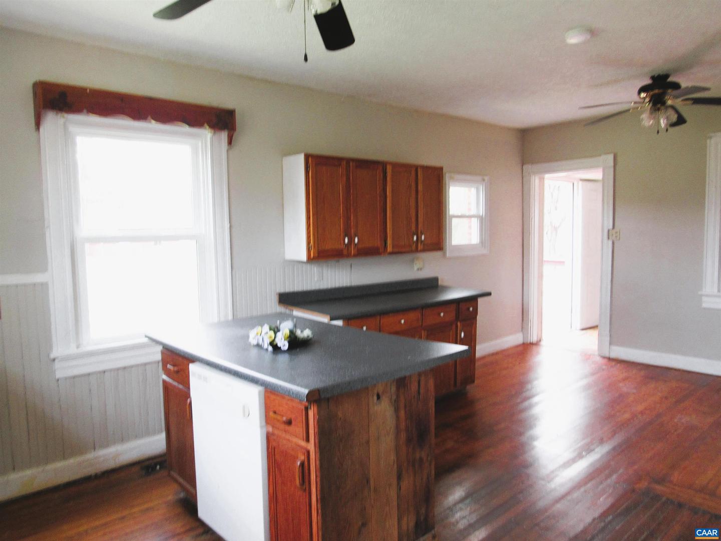 1358 S COOLWELL RD, MADISON HEIGHTS, Virginia 24572, 2 Bedrooms Bedrooms, ,1 BathroomBathrooms,Residential,For sale,1358 S COOLWELL RD,667353 MLS # 667353