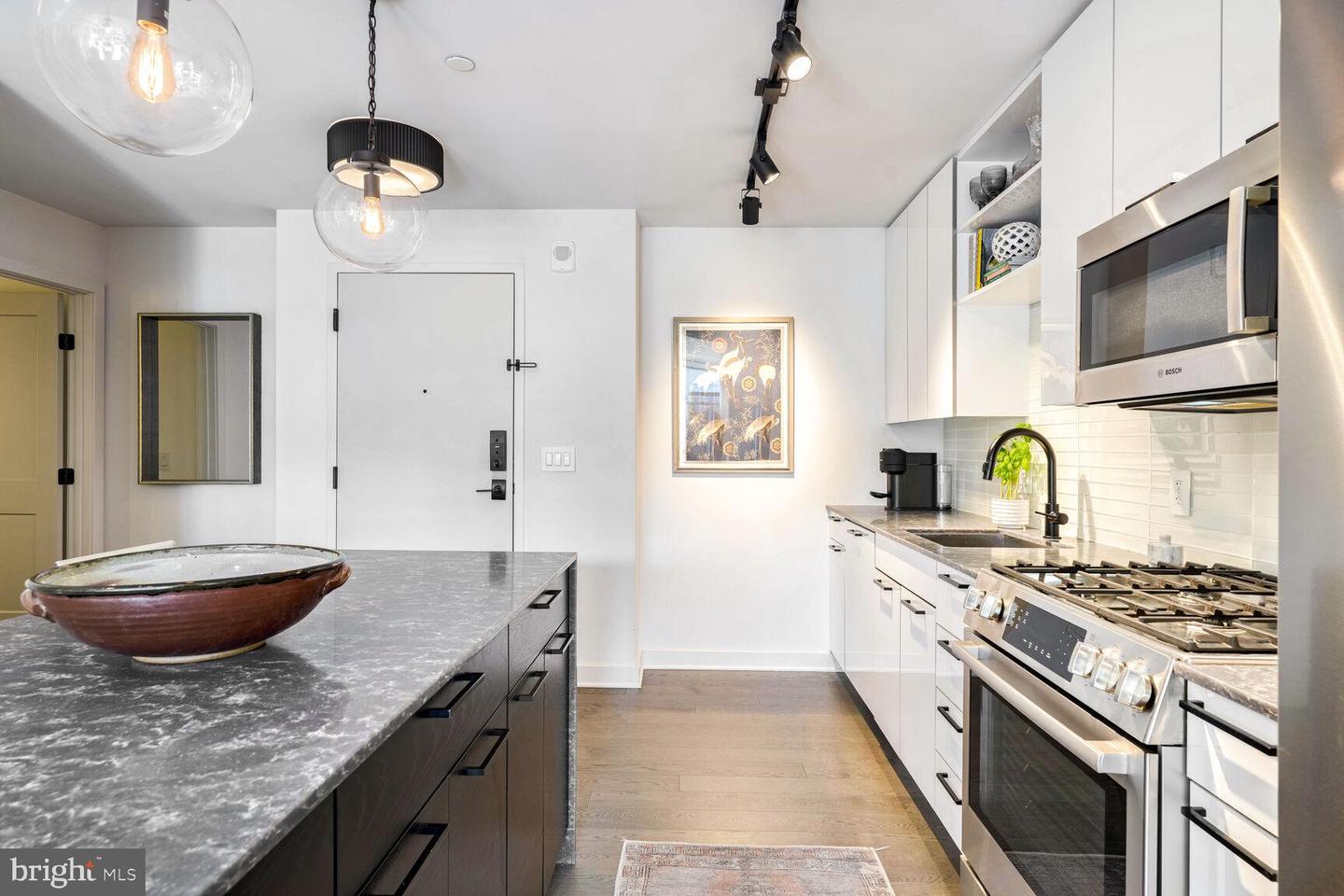 70 N ST SE #N513, WASHINGTON, District Of Columbia 20003, 2 Bedrooms Bedrooms, ,2 BathroomsBathrooms,Residential,For sale,70 N ST SE #N513,DCDC2213224 MLS # DCDC2213224