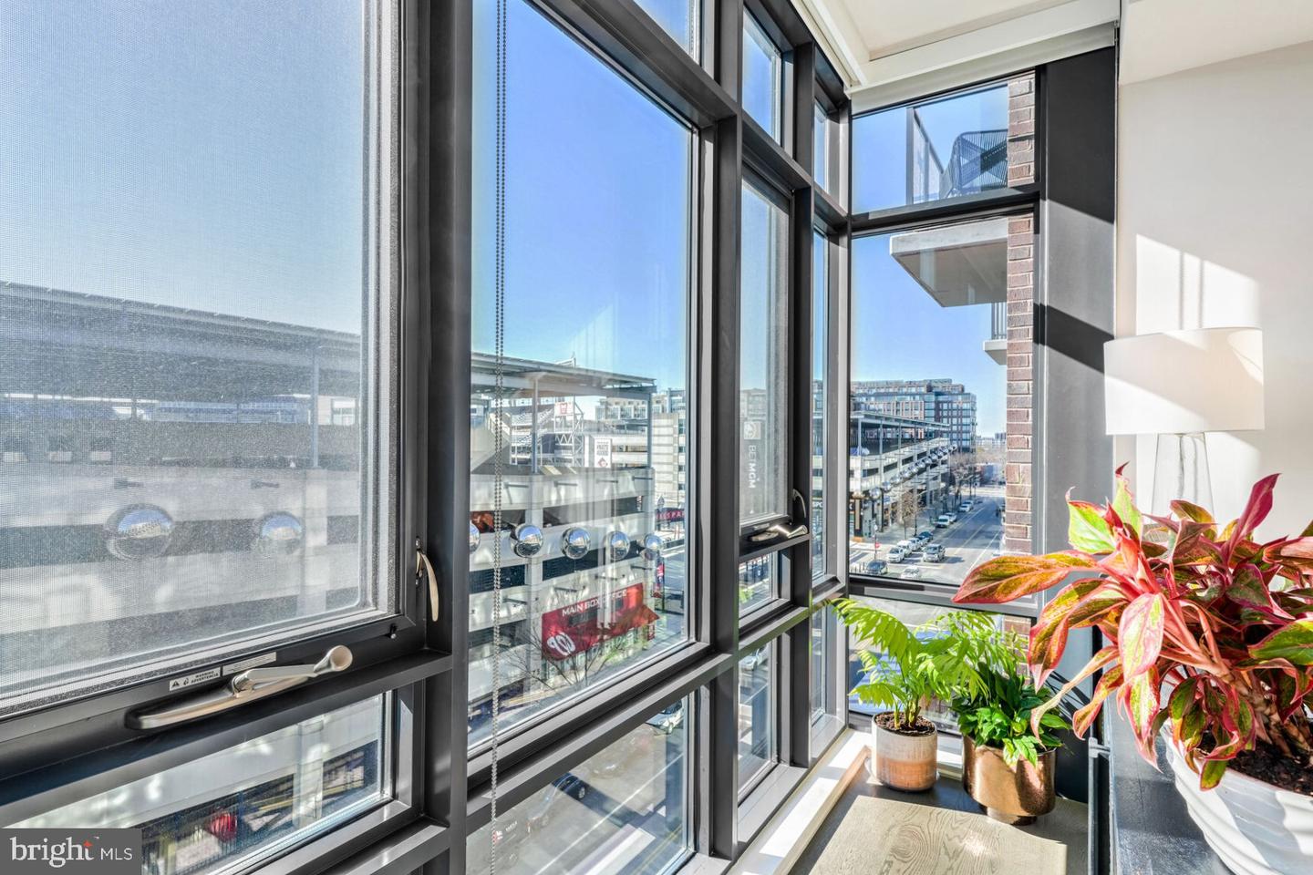 70 N ST SE #N513, WASHINGTON, District Of Columbia 20003, 2 Bedrooms Bedrooms, ,2 BathroomsBathrooms,Residential,For sale,70 N ST SE #N513,DCDC2213224 MLS # DCDC2213224